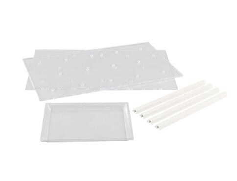 Horizontal moisture-proof box
    